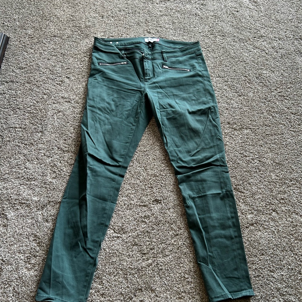 Cabi size 14 hunter green skinny jeans. Stretchy. Pet free home.